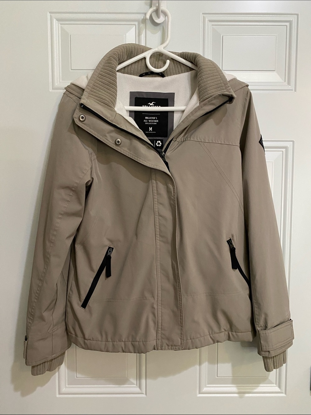 Hollister Women's Beige Hooded Utility Jacket